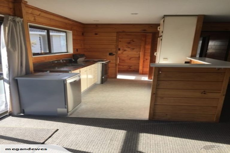 Photo of property in 22 Ward Place, Richmond Heights, Taupo, 3330