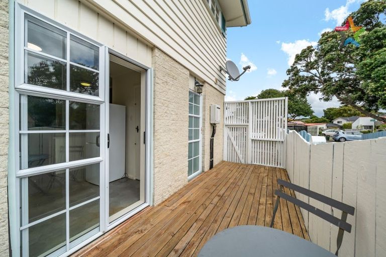 Photo of property in 1/23 Saint Columbans Grove, Boulcott, Lower Hutt, 5010