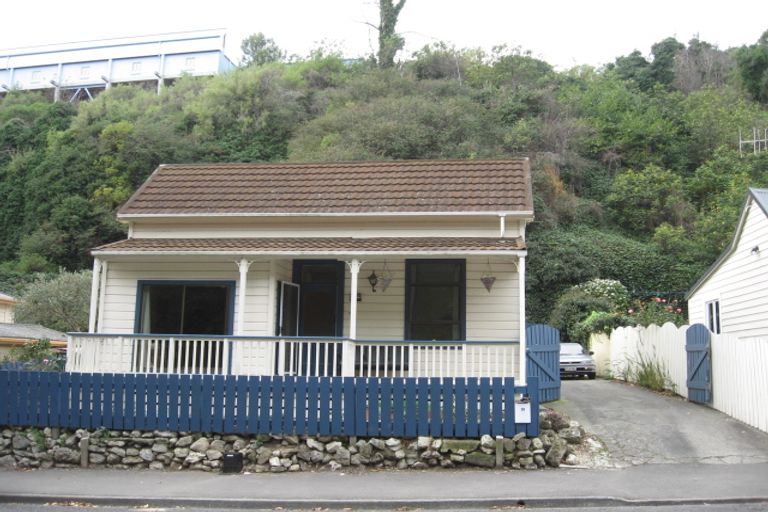 Photo of property in 131 Shakespeare Road, Bluff Hill, Napier, 4110