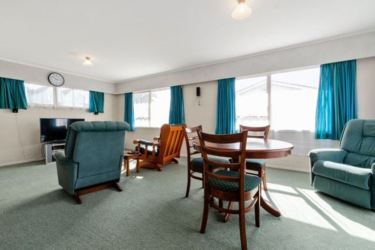 Photo of property in 13a East Street, Papakura, 2110