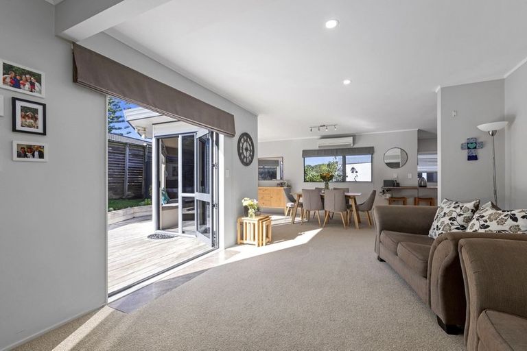 Photo of property in 41 Swann Beach Road, Stanmore Bay, Whangaparaoa, 0932