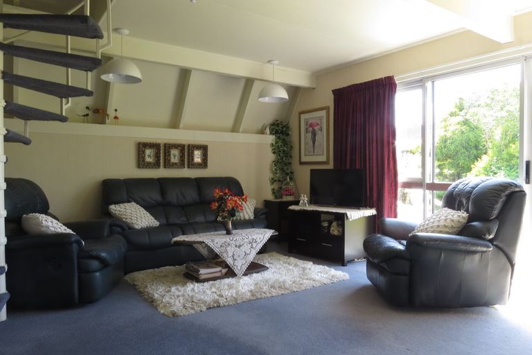 Photo of property in 8 Hamilton Street, Fairlie, 7925