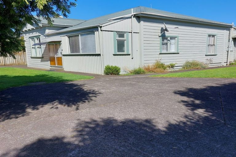 Photo of property in 5 Collins Street, Hawera, 4610