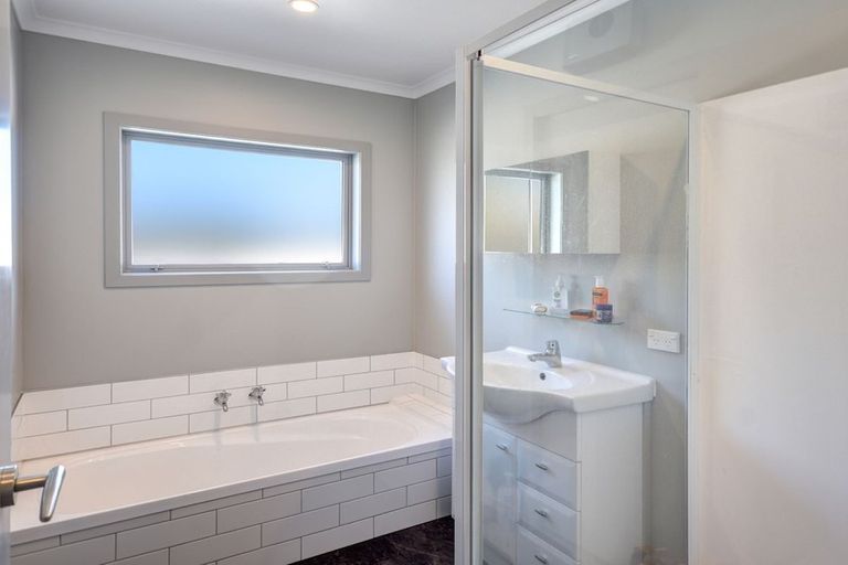 Photo of property in 122 Henry Street, Waikouaiti, 9510