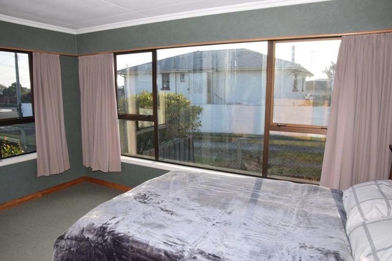 Photo of property in 30 Wicklow Street, Clifton, Invercargill, 9812