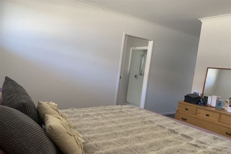 Photo of property in 21 Waterside Drive, Pyes Pa, Tauranga, 3112