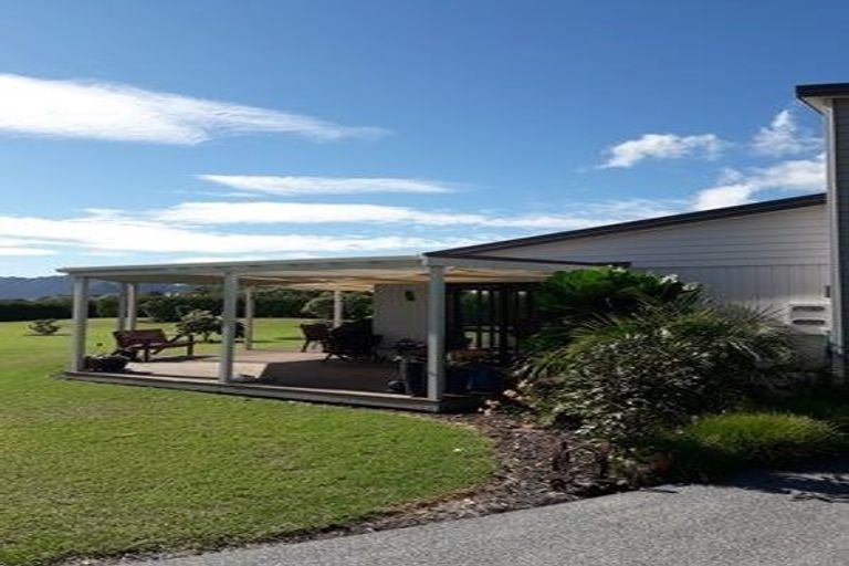 Photo of property in 67 Pyle Road West, One Tree Point, 0118