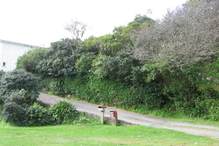Photo of property in 50 Helston Road, Paparangi, Wellington, 6037