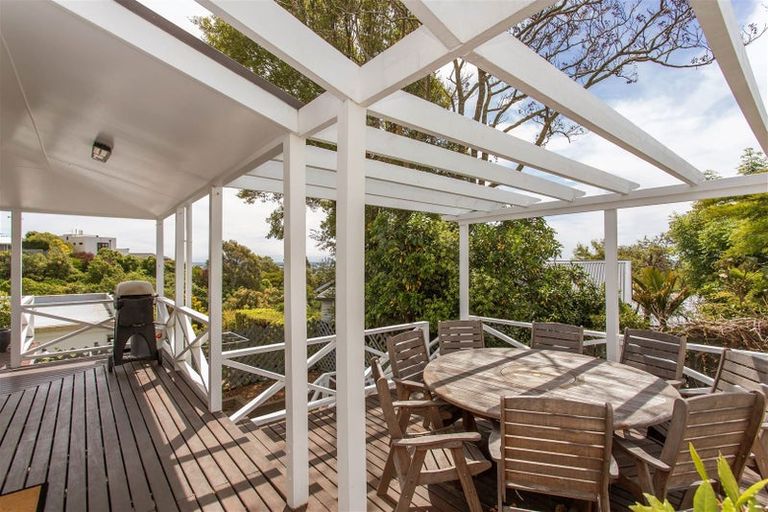 Photo of property in 4 Lady Polson Lane, Cashmere, Christchurch, 8022