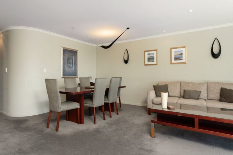 Photo of property in 307/136 Marine Parade, Mount Maunganui, 3116