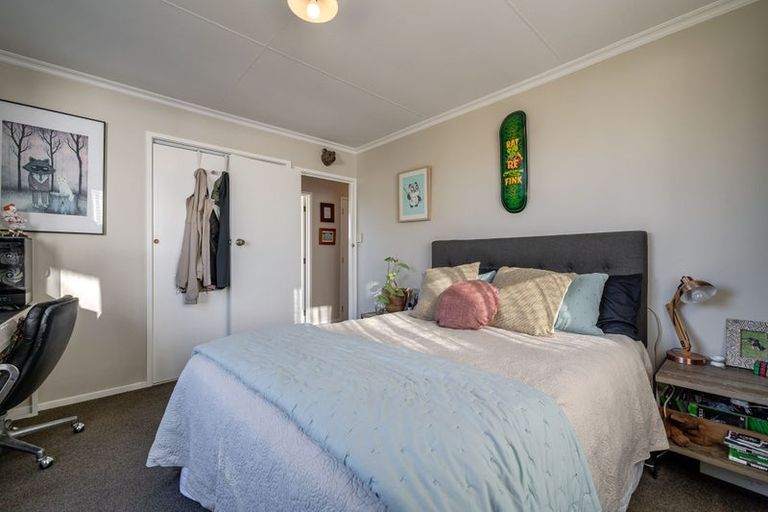 Photo of property in 6 Drury Street, Cloverlea, Palmerston North, 4412