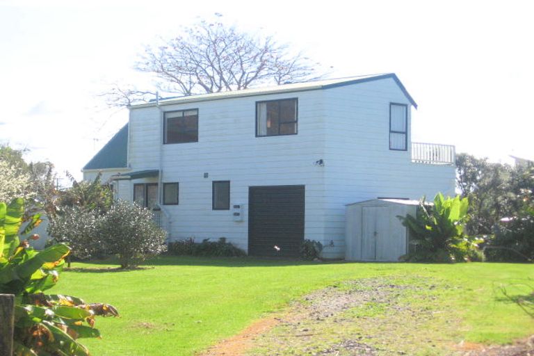 Photo of property in 10 Hilldale Crescent, Kuaotunu West, Whitianga, 3592