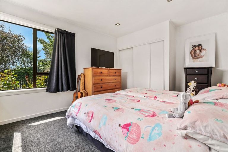 Photo of property in 6 Curletts Road, Sockburn, Christchurch, 8042