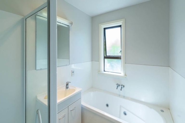 Photo of property in 2/21 Ashmole Street, Woolston, Christchurch, 8023