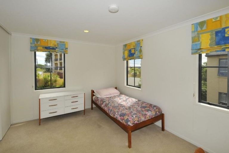 Photo of property in 11/97b Mokoia Road, Birkenhead, Auckland, 0626