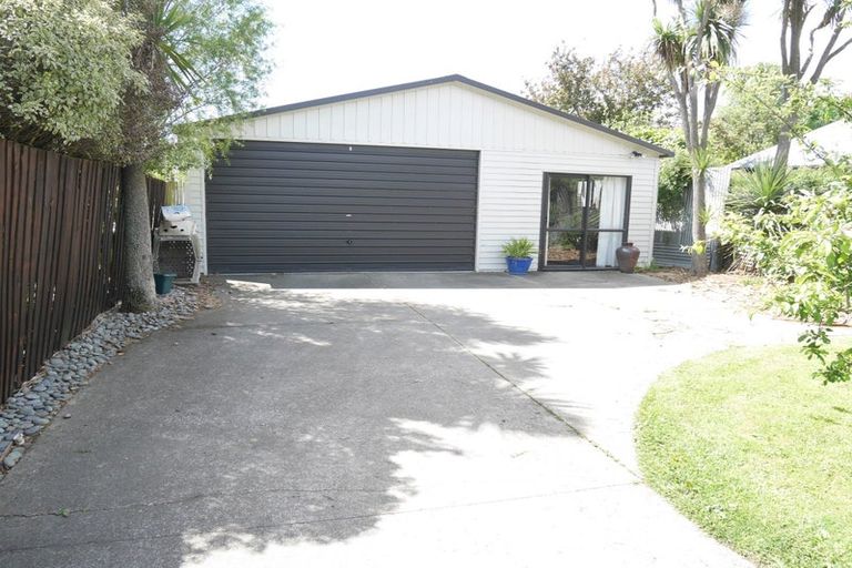 Photo of property in 16 Allard Street, Edgeware, Christchurch, 8013