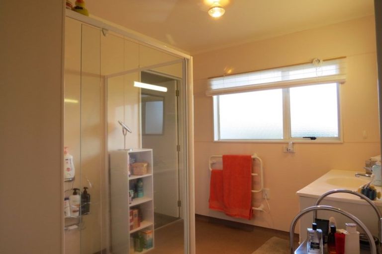 Photo of property in 4 Allman Drive, Coromandel, 3506