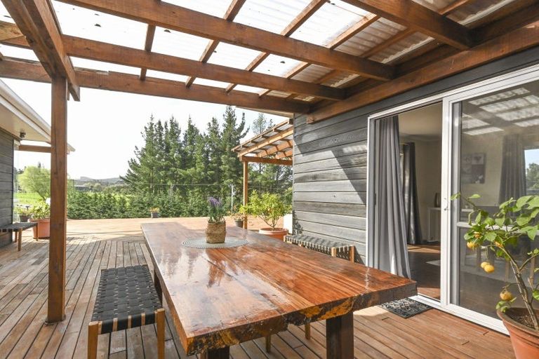Photo of property in 1405 Taihape Road, Sherenden, Hastings, 4179