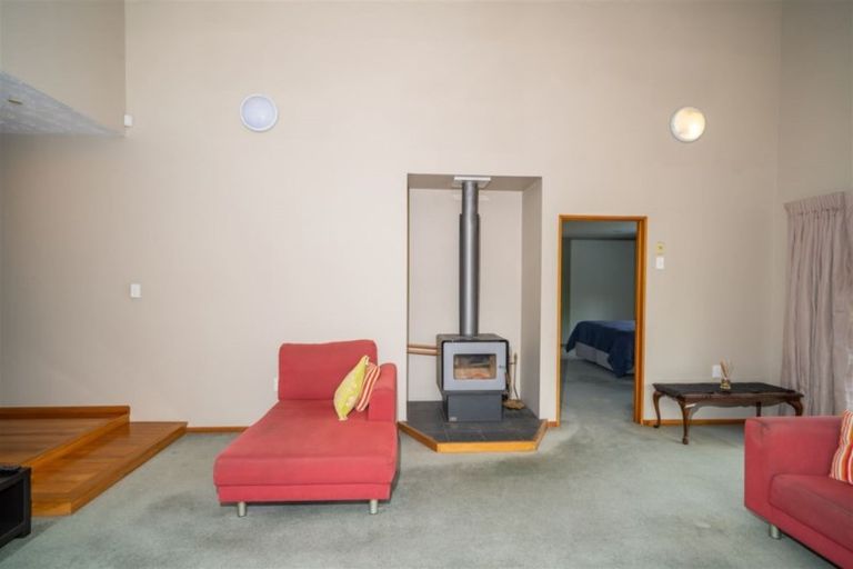 Photo of property in 421 Marshland Road, Marshland, Christchurch, 8083