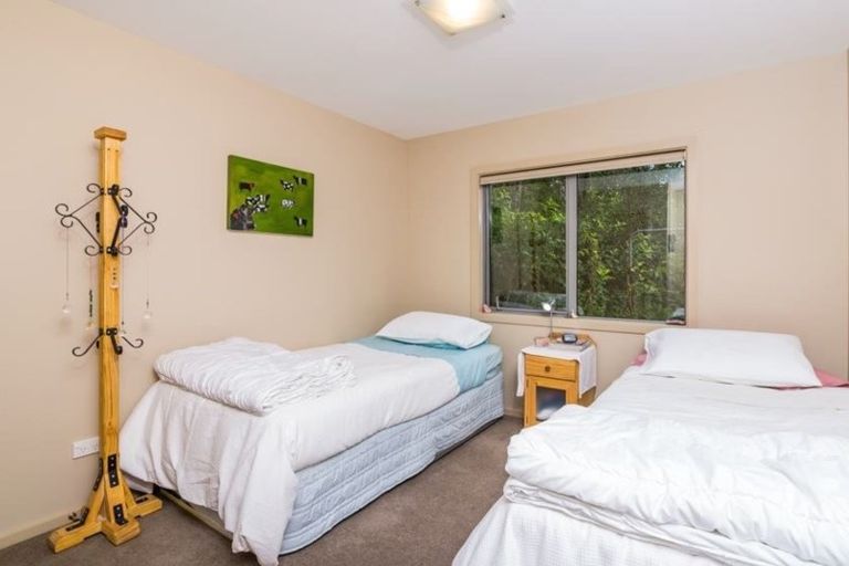 Photo of property in 10 Parawera Drive, Acacia Bay, Taupo, 3330