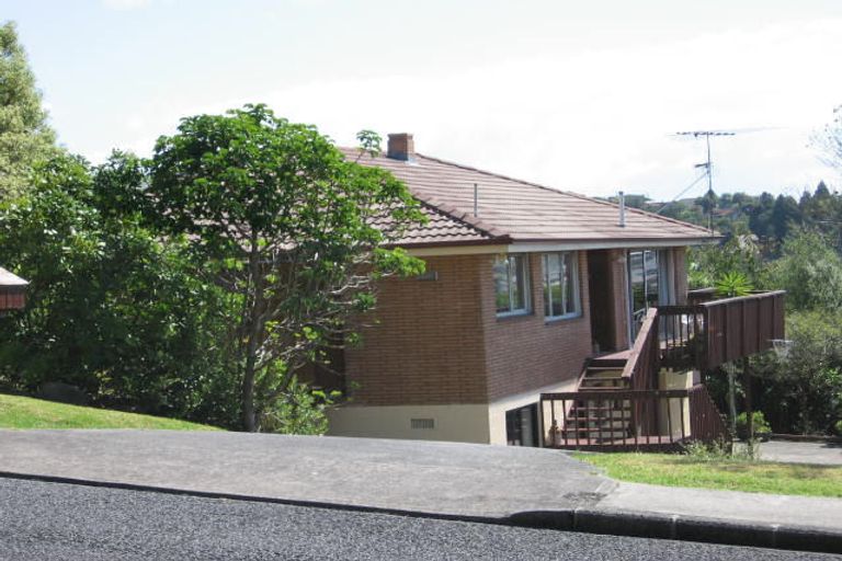 Photo of property in 16 Danbury Drive, Torbay, Auckland, 0630