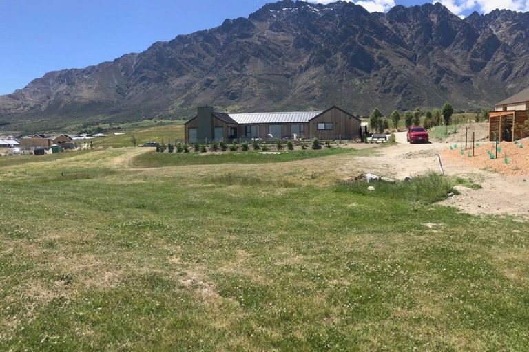 Photo of property in 29 Cunninghams Drive, Jacks Point, Queenstown, 9371