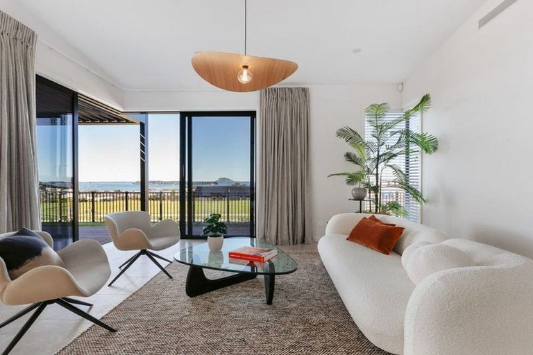 Photo of property in 19 Ridge Drive, Omokoroa, 3114