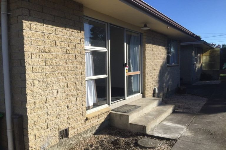 Photo of property in 2/19 Cheviot Street, Spreydon, Christchurch, 8024