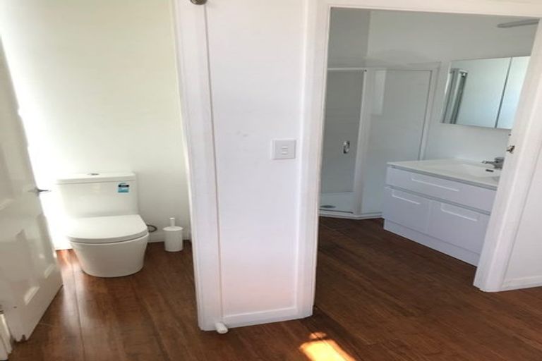 Photo of property in 61-61a Brougham Street, Mount Victoria, Wellington, 6011