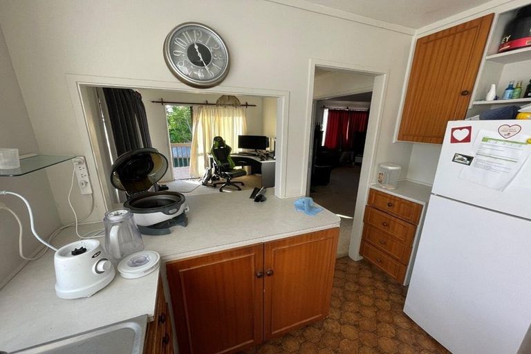 Photo of property in 45 Murvale Drive, Bucklands Beach, Auckland, 2014
