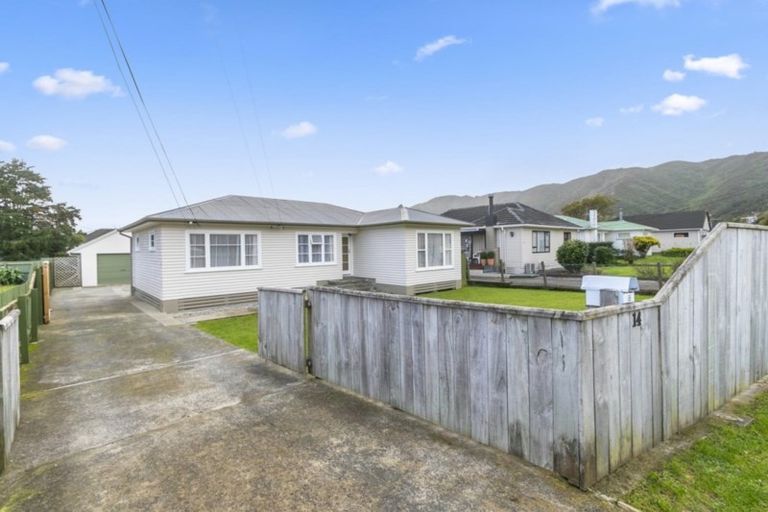Photo of property in 14 Bythell Street, Wainuiomata, Lower Hutt, 5014