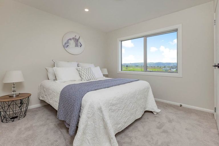 Photo of property in 29 Emerald Avenue, Rosehill, Papakura, 2113