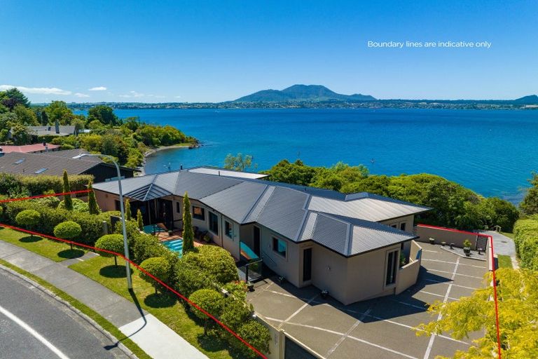 Photo of property in 809 Acacia Bay Road, Acacia Bay, Taupo, 3330