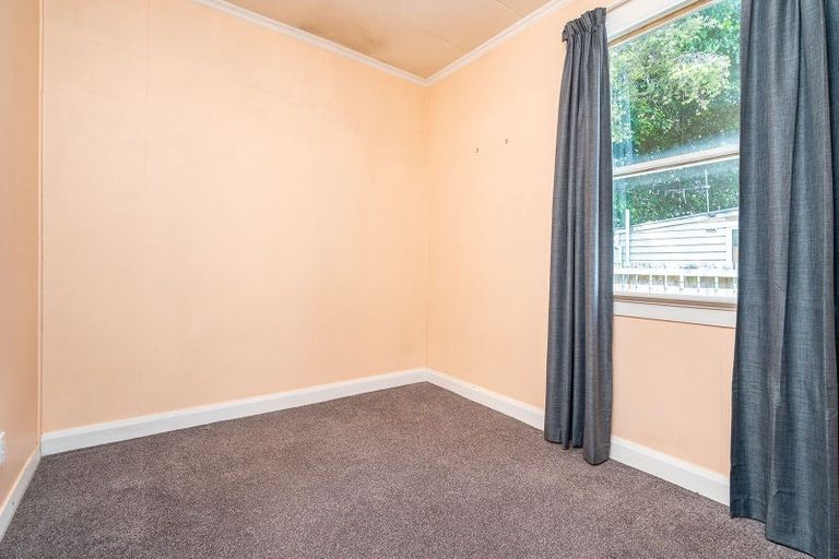 Photo of property in 33 Clyde Street, North Dunedin, Dunedin, 9016