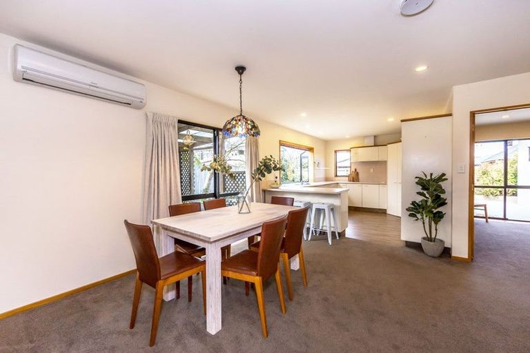 Photo of property in 21 Craven Street, Sockburn, Christchurch, 8042