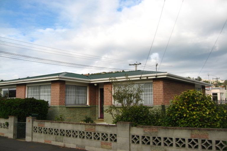 Photo of property in 44 Fitzroy Street, Caversham, Dunedin, 9012