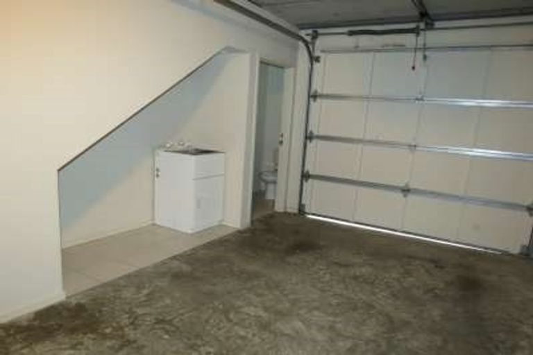 Photo of property in 46 Haven Drive, East Tamaki, Auckland, 2013