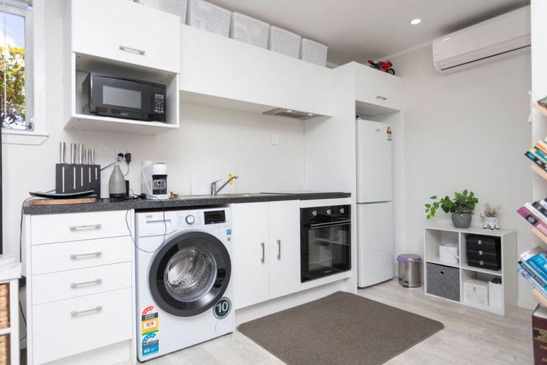 Photo of property in 25 Ries Street, Dannevirke, 4930