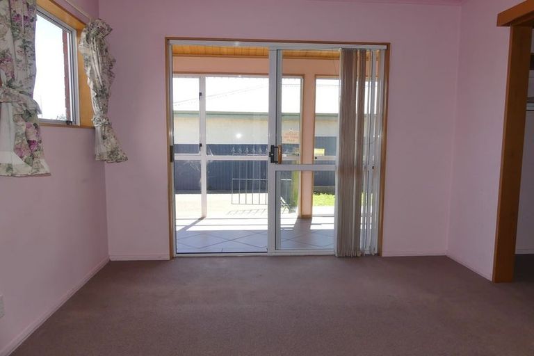 Photo of property in 26 Brown Street, Strathern, Invercargill, 9812