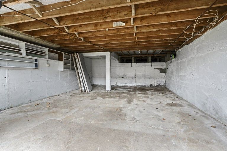 Photo of property in 388 Saint Aubyn Street, Moturoa, New Plymouth, 4310