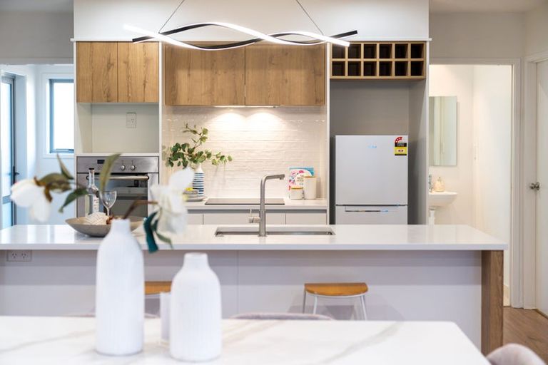 Photo of property in 8 Roy Maloney Drive, Henderson, Auckland, 0612