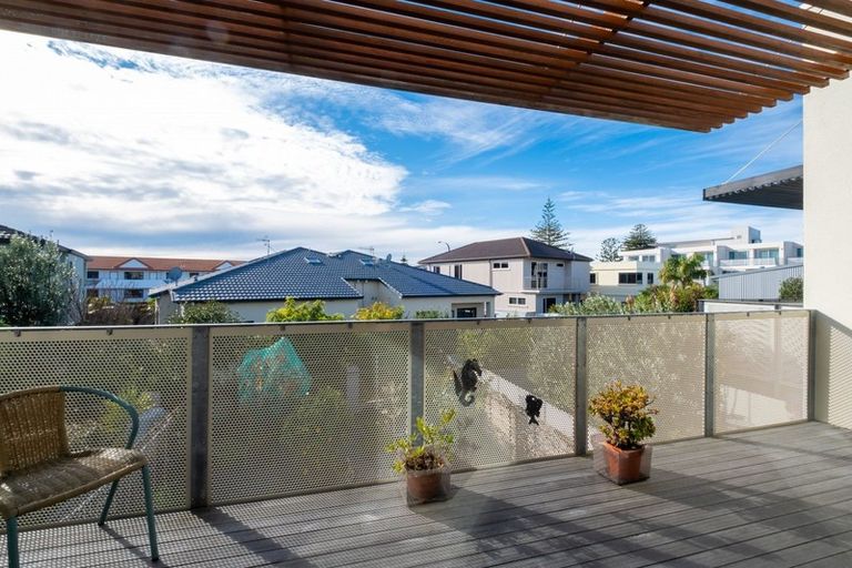 Photo of property in 11 Barry Street, Ahuriri, Napier, 4110