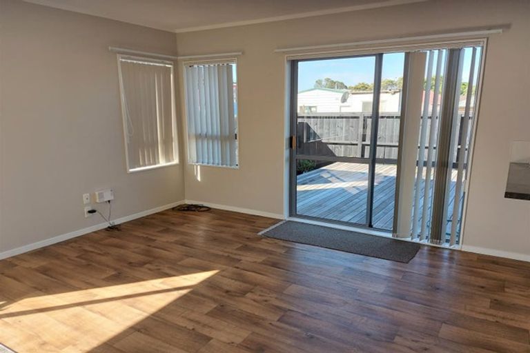 Photo of property in 220a Victoria Street West, Pukekohe, 2120