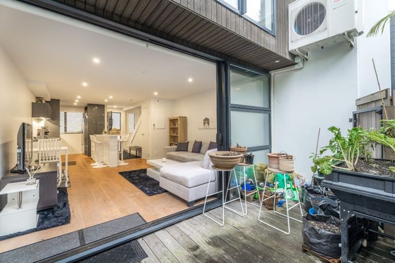 Photo of property in 15/6 Waima Street, Grey Lynn, Auckland, 1021