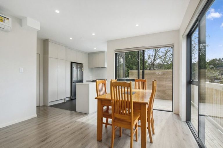 Photo of property in 6a Blenheim Street, Glenfield, Auckland, 0629