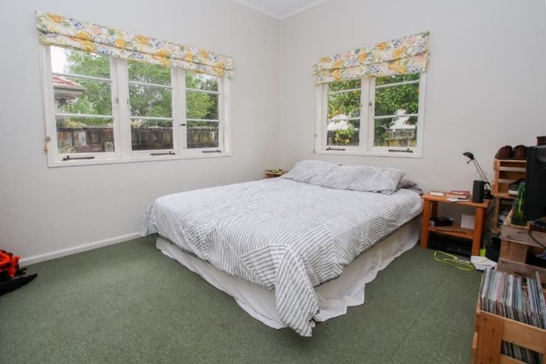 Photo of property in 115 Cambridge Road, Hillcrest, Hamilton, 3216