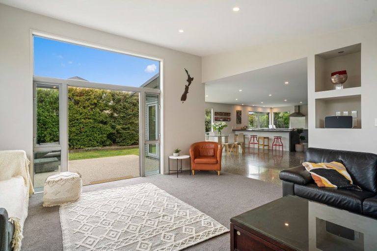 Photo of property in 3 Rere Road, Lake Hayes, Queenstown, 9304