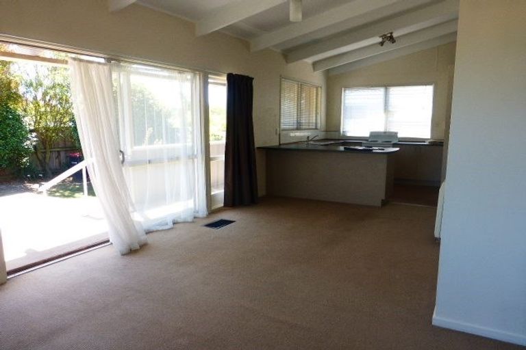 Photo of property in 1/171 Springs Road, Hornby, Christchurch, 8042
