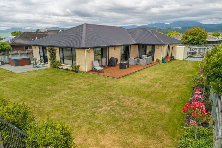 Photo of property in 16 Wanderers Avenue, Brightwater, 7022