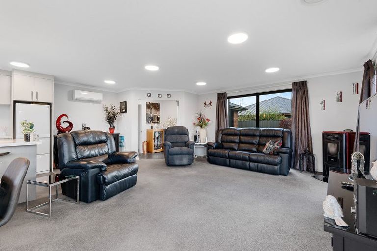 Photo of property in 11 Didham Drive, Mosgiel, 9024